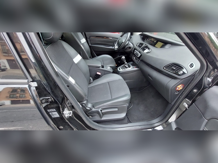 Renault Grand Scenic 1.5 DCI 110CV 7 PLAZAS foto 11